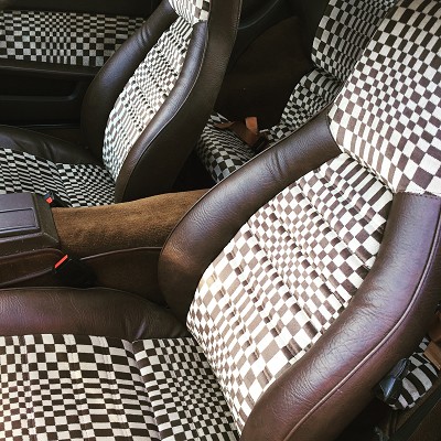 Porsche 924 Turbo Pasha interior